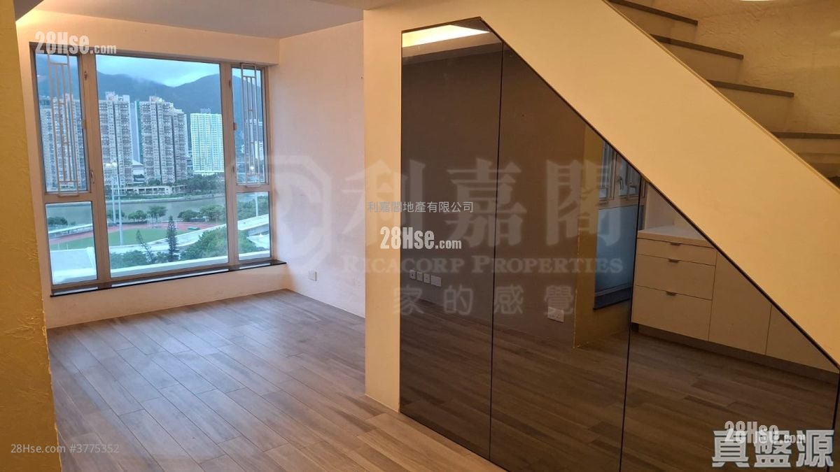 Jubilee Garden Sell 3 Bedrooms , 1 Bathroom 660 ft²