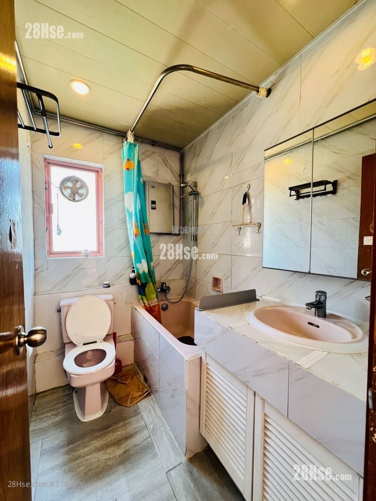 香港黄金海岸 售盘 2 房 , 1 浴室 576 平方尺