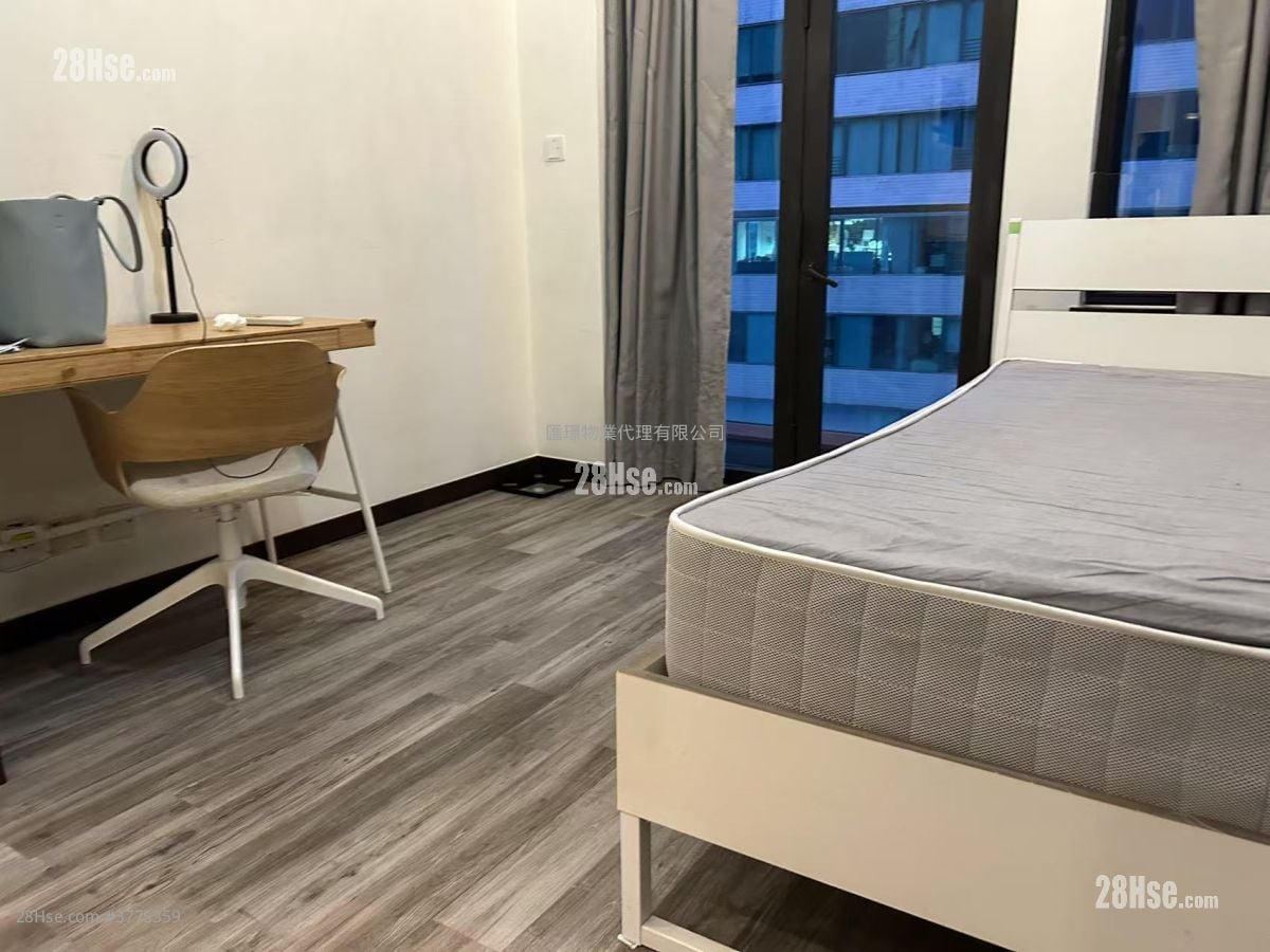 Ava128 Sell Studio 227 ft²