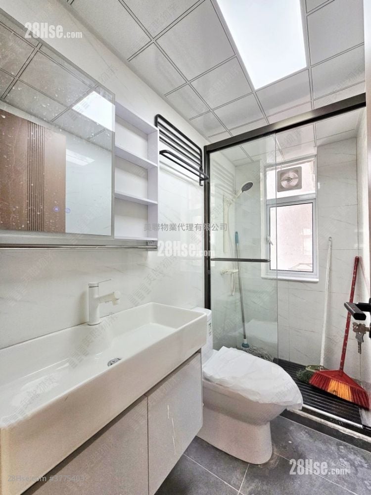 恒时大楼 售盘 4 房 , 2 浴室 1,130 平方尺