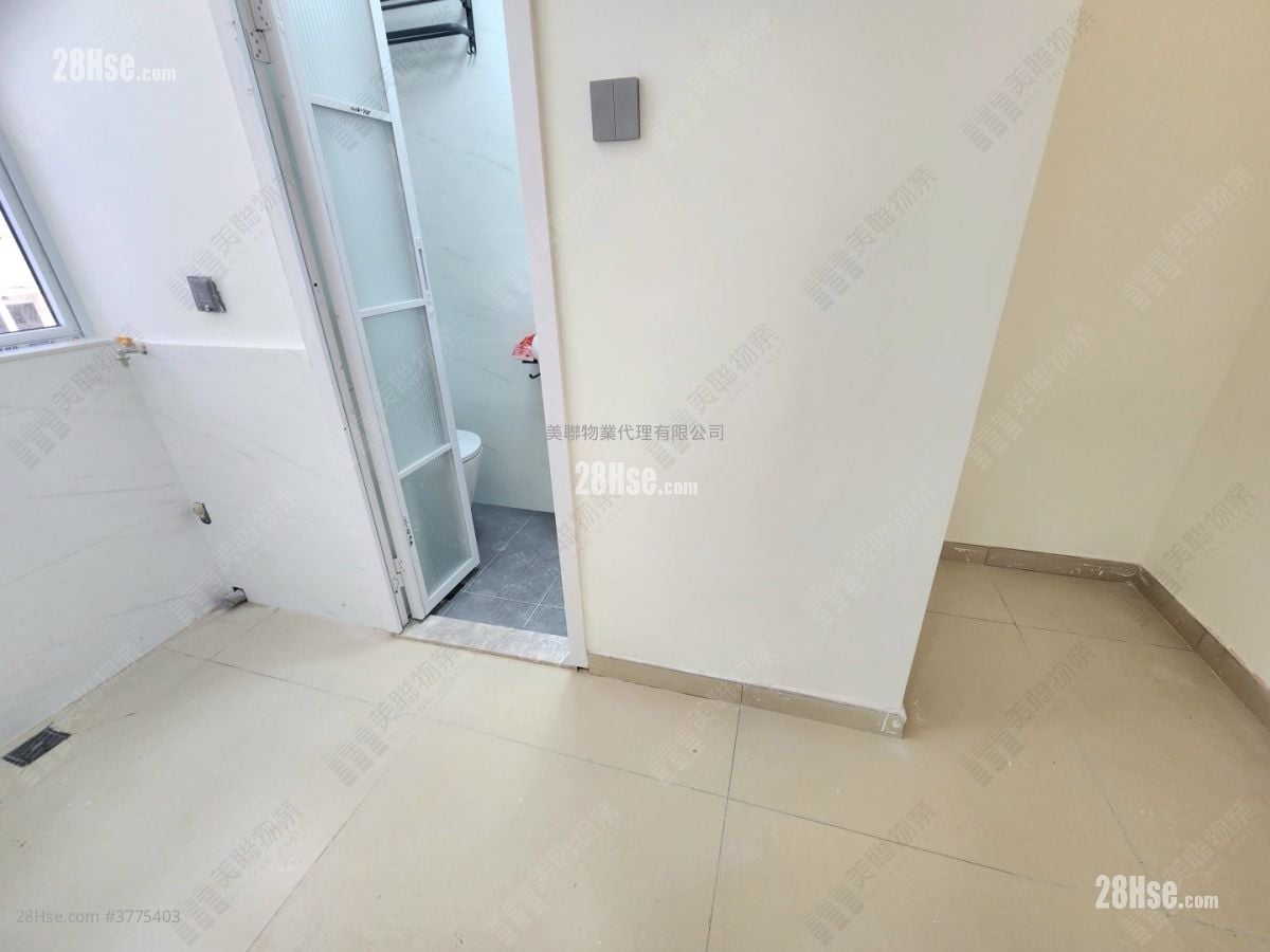 恒时大楼 售盘 4 房 , 2 浴室 1,130 平方尺