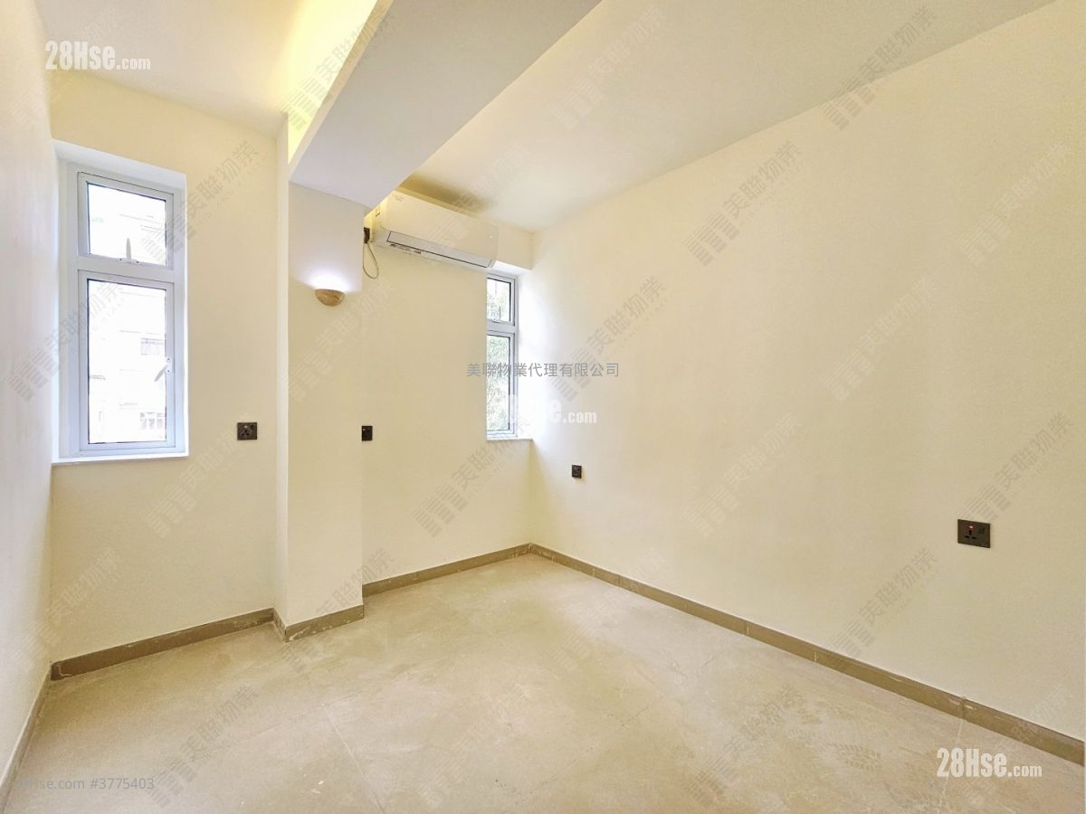 恒时大楼 售盘 4 房 , 2 浴室 1,130 平方尺