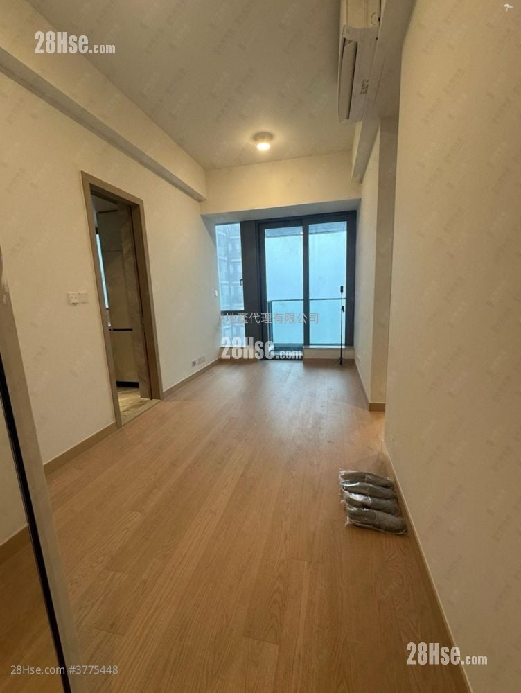 Park Seasons Rental 2 Bedrooms , 1 Bathroom 496 ft²