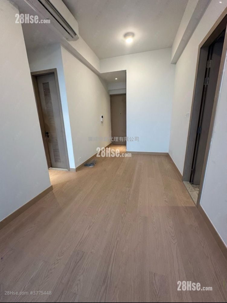 Park Seasons Rental 2 Bedrooms , 1 Bathroom 496 ft²