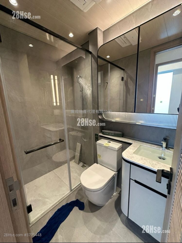 Park Seasons Rental 2 Bedrooms , 1 Bathroom 496 ft²