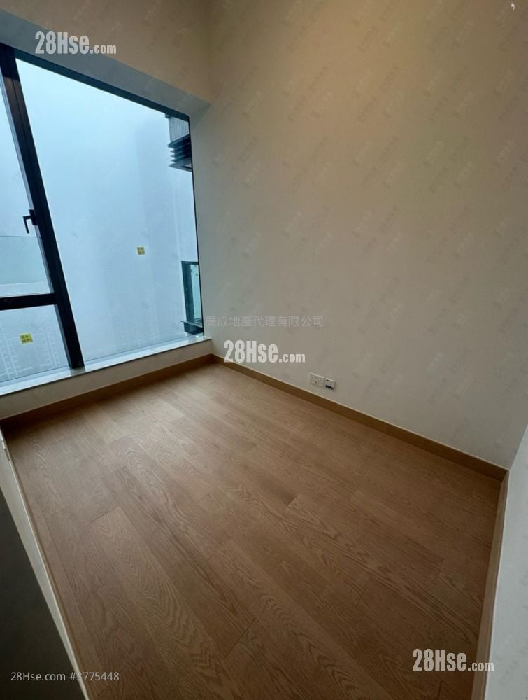 Park Seasons Rental 2 Bedrooms , 1 Bathroom 496 ft²