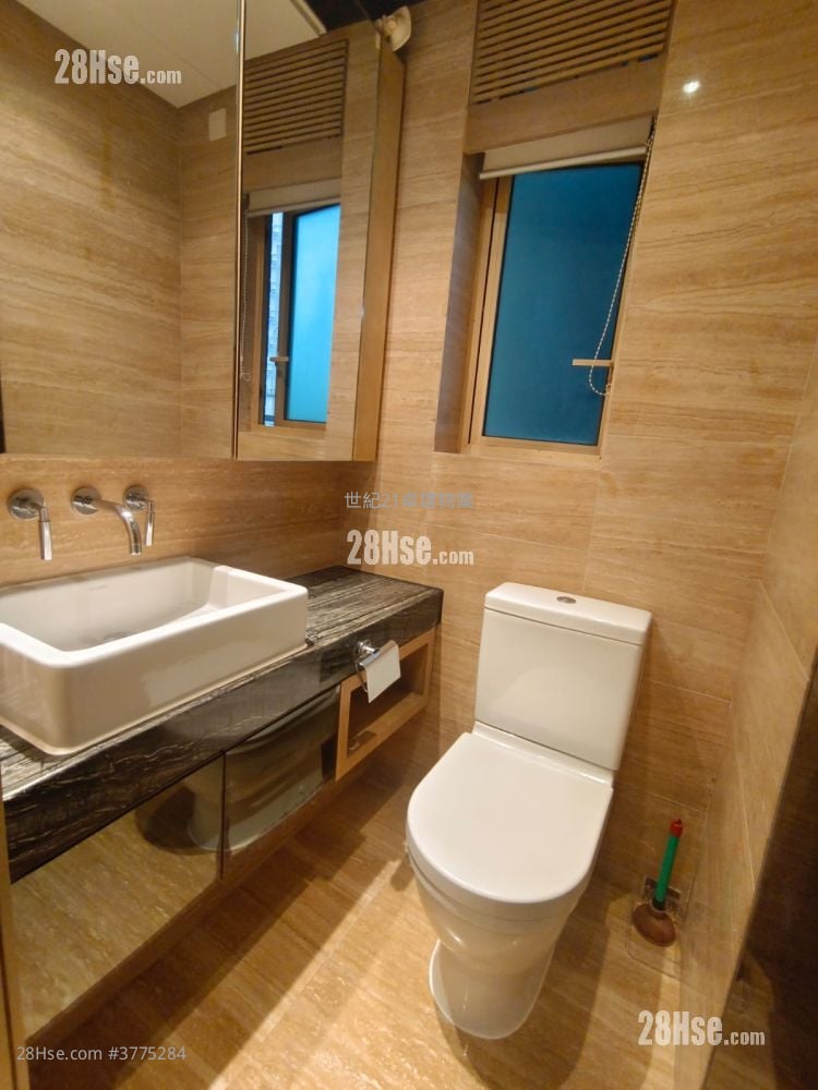 海滨南岸 售盘 3 房 , 2 浴室 593 平方尺