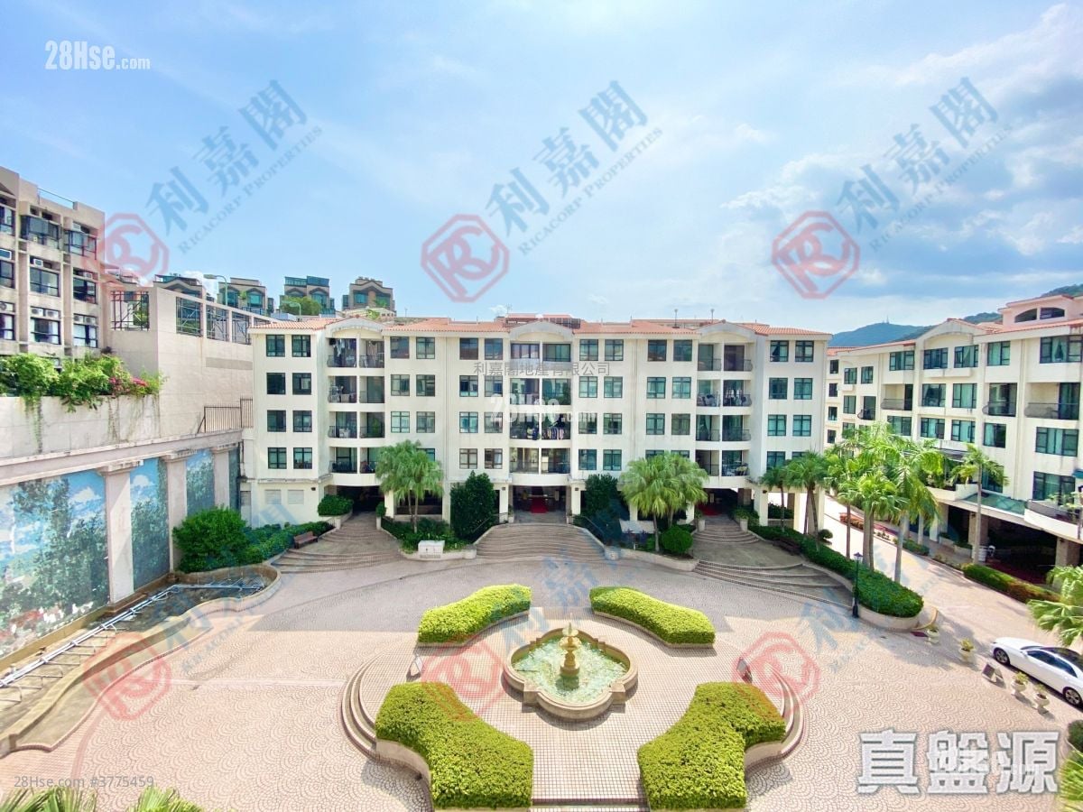 倚龙山庄 售盘 3 房 , 2 浴室 801 平方尺