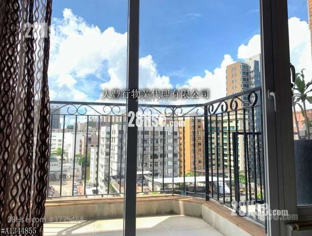 文怡阁 售盘 3 房 , 2 浴室 969 平方尺