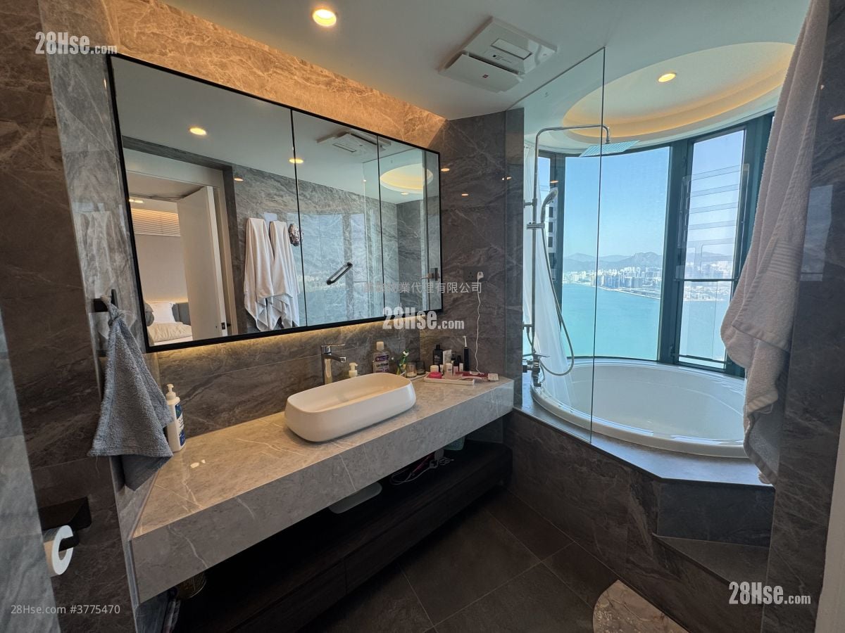 Grand Promenade Sell 3 Bedrooms , 2 Bathrooms 1,129 ft²