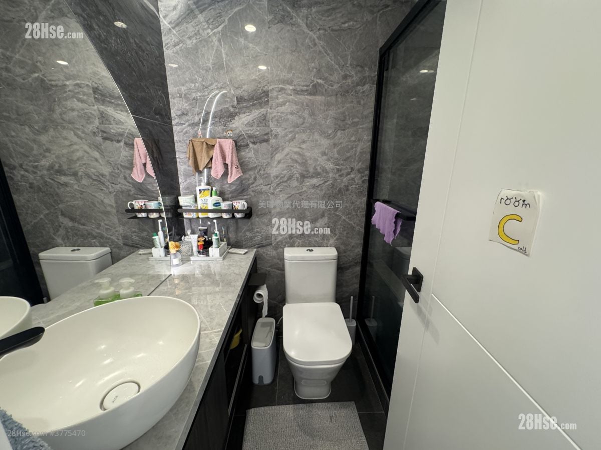 Grand Promenade Sell 3 Bedrooms , 2 Bathrooms 1,129 ft²