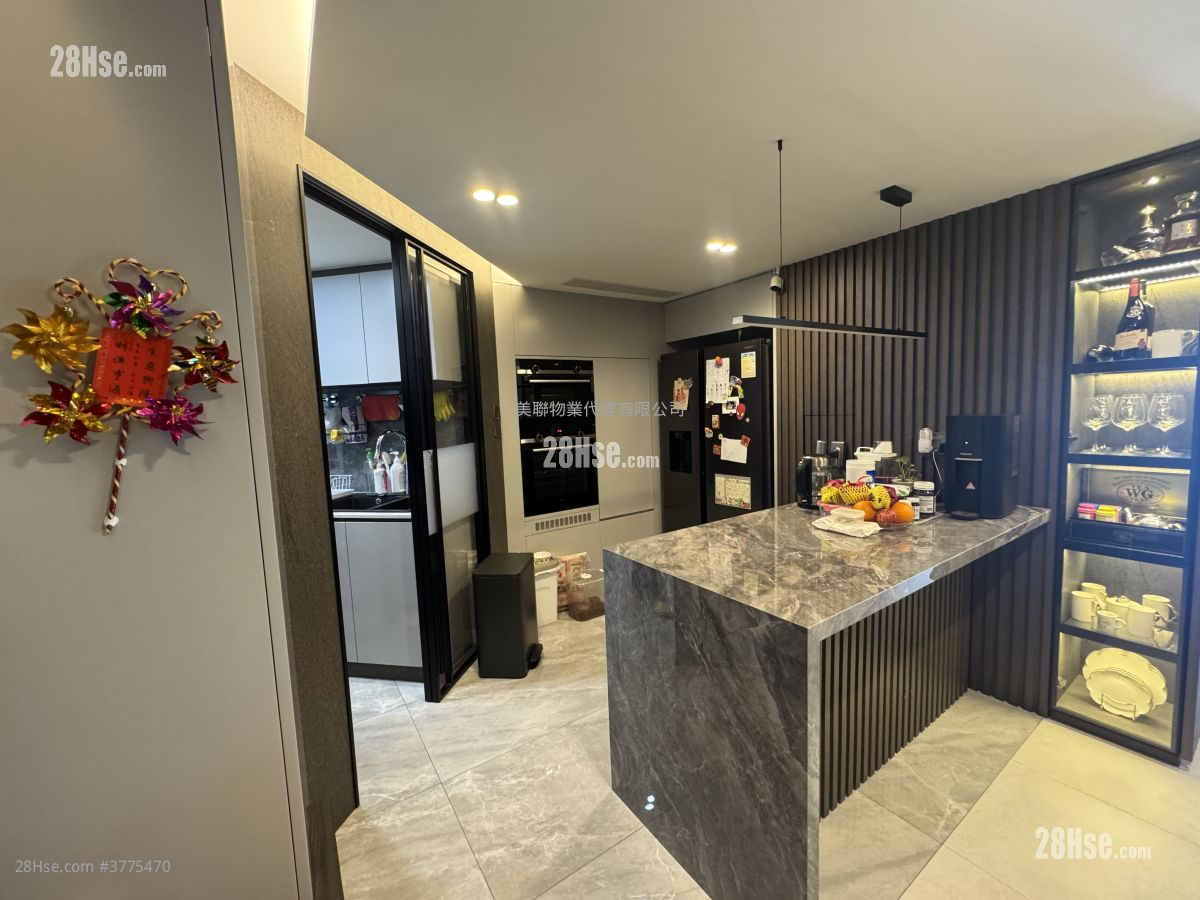 Grand Promenade Sell 3 Bedrooms , 2 Bathrooms 1,129 ft²