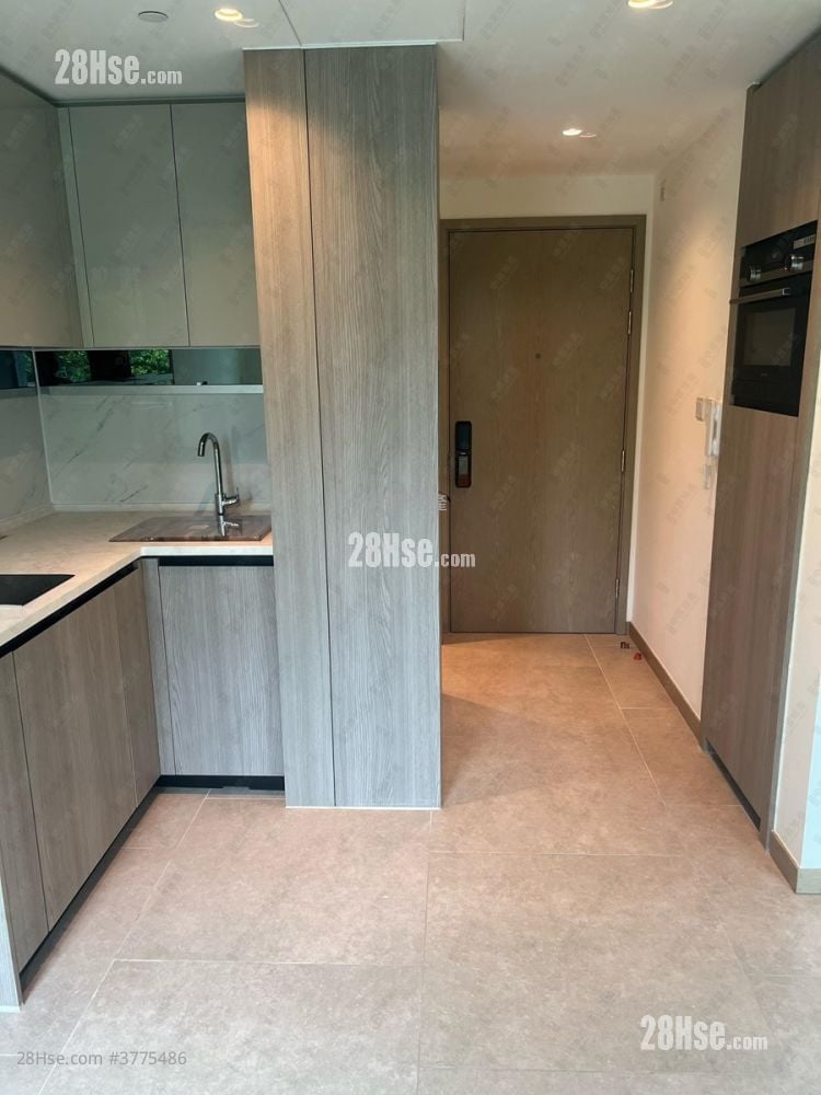 Wetland Seasons Bay Sell 1 Bathroom 268 ft²