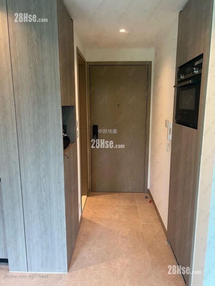 Wetland Seasons Bay Sell 1 Bathroom 268 ft²