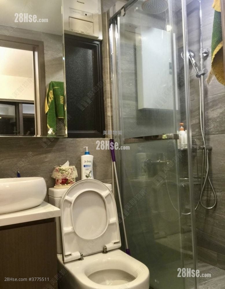 Wing Fu Mansion Sell 1 Bedroom 307 ft²