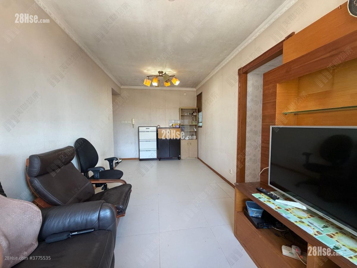 Ning Fung Court Sell 2 Bedrooms , 1 Bathroom 506 ft²