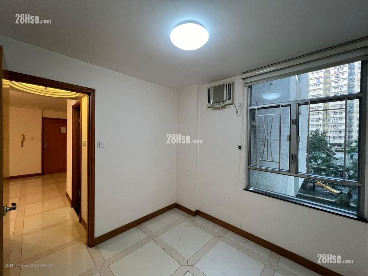 Whampoa Garden Sell 2 Bedrooms , 1 Bathroom 466 ft²
