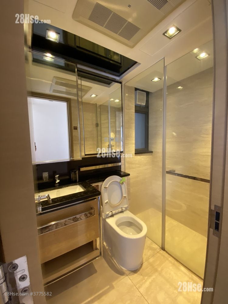 天晋 售盘 3 房 , 2 浴室 699 平方尺