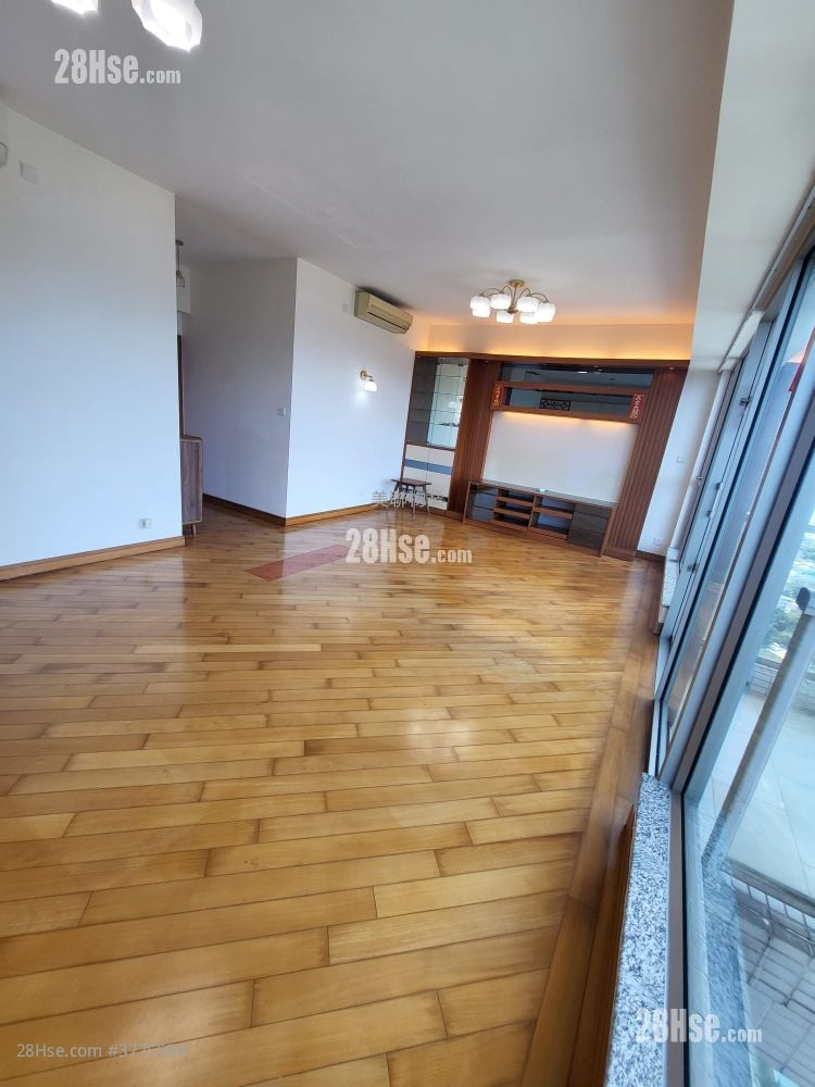 Lake Silver Sell 5+ Bedrooms , 3 Bathrooms 1,051 ft²