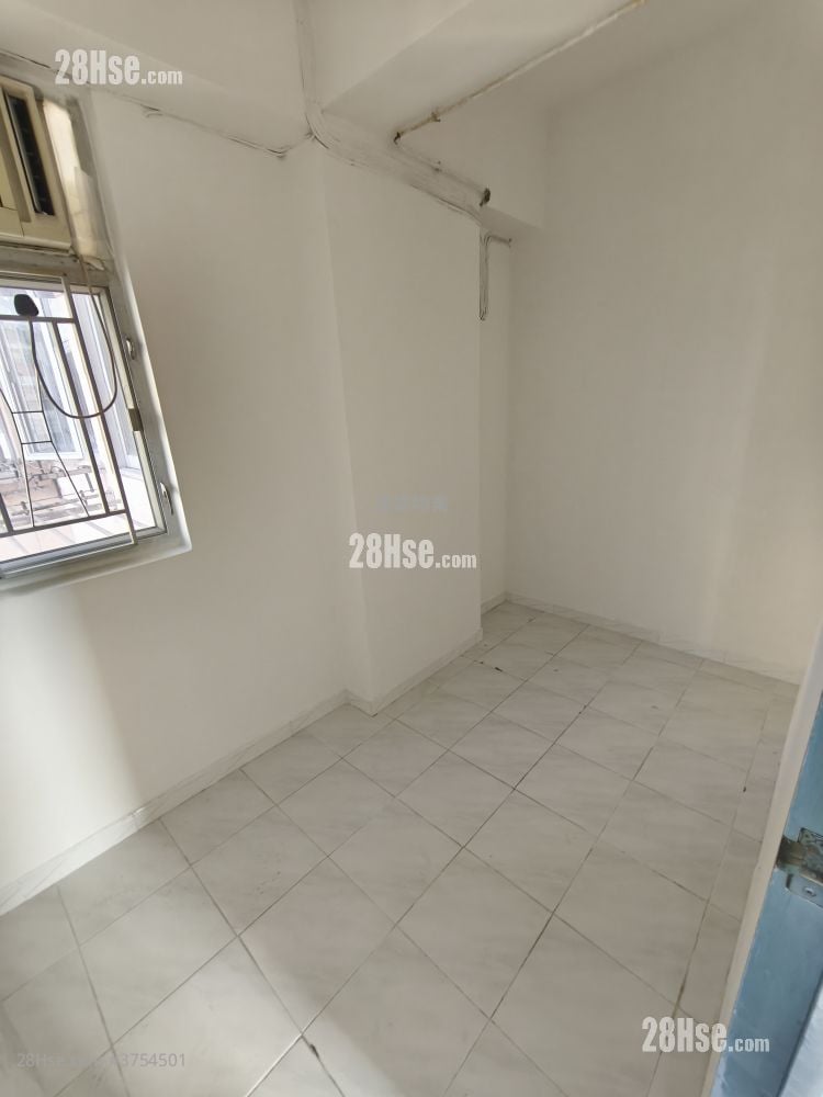 Koon Wong Mansion Sell 3 Bedrooms , 1 Bathroom 460 ft²