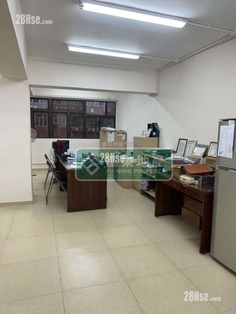 Mascot House Sell Studio , 1 Bathroom 673 ft²