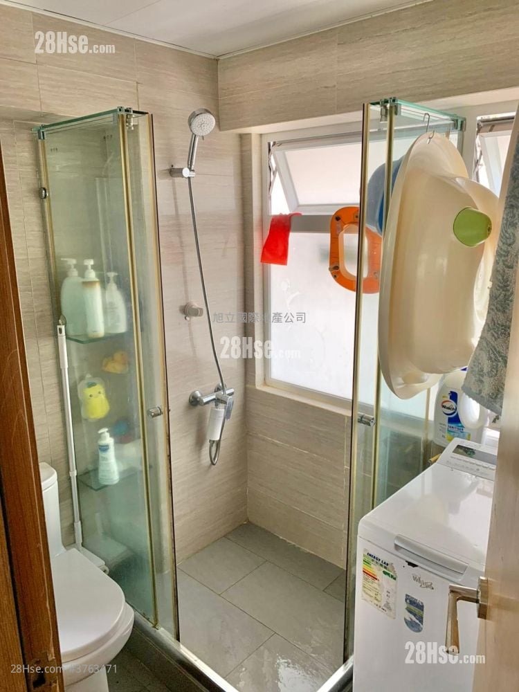 Ching Wah Building Sell 2 Bedrooms , 1 Bathroom 438 ft²