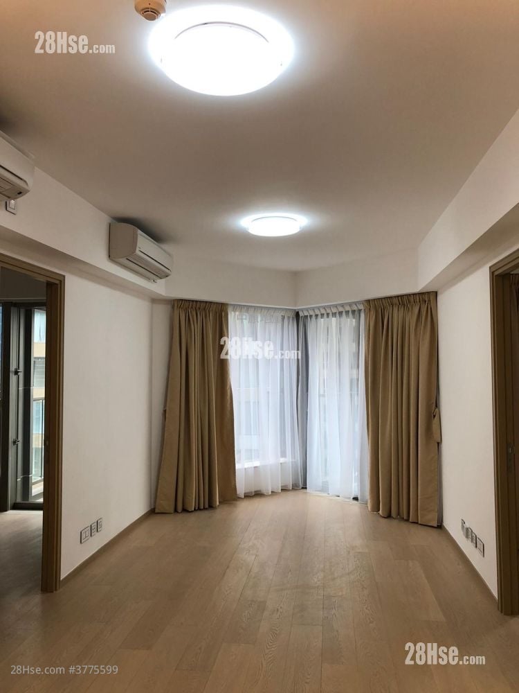 Harbour Glory Sell 2 Bedrooms 578 ft²