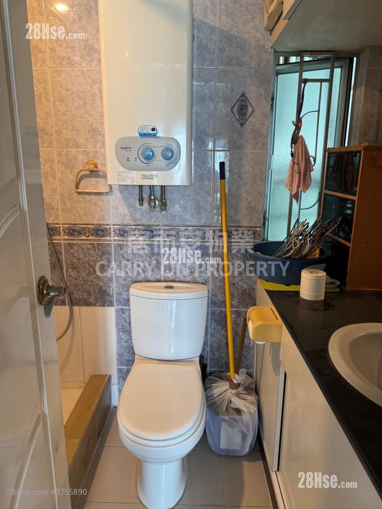 Riviera Gardens Sell 2 Bedrooms , 1 Bathroom 422 ft²