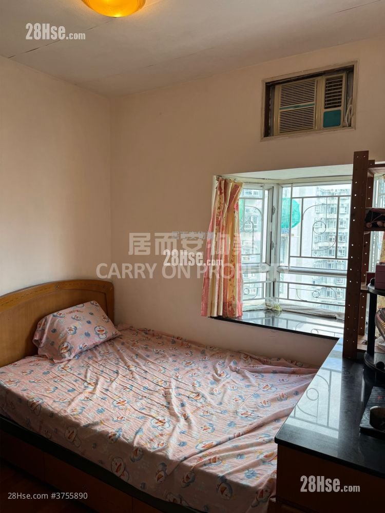 Riviera Gardens Sell 2 Bedrooms , 1 Bathroom 422 ft²