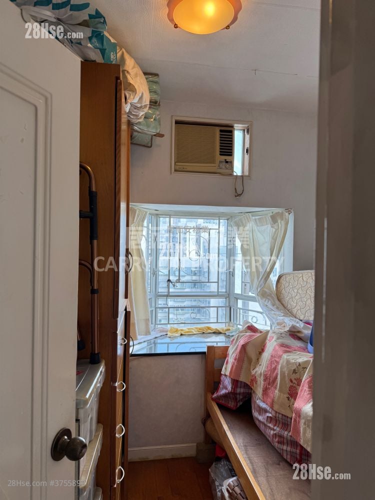 Riviera Gardens Sell 2 Bedrooms , 1 Bathroom 422 ft²