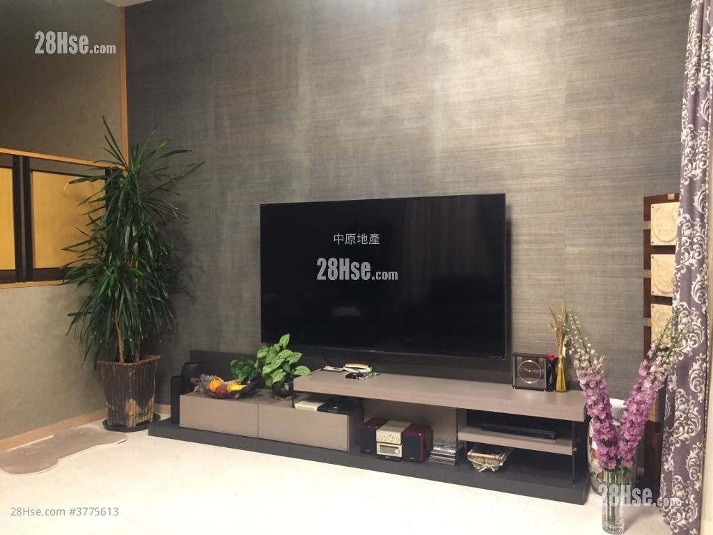 溱林 售盘 4 房 2,439 平方尺