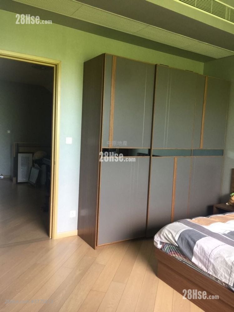 溱林 售盘 4 房 2,439 平方尺