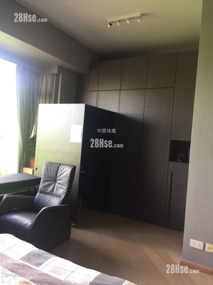 溱林 售盘 4 房 2,439 平方尺