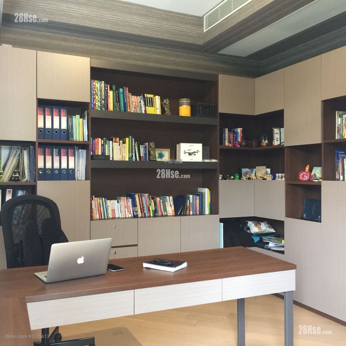 溱林 售盘 4 房 2,439 平方尺