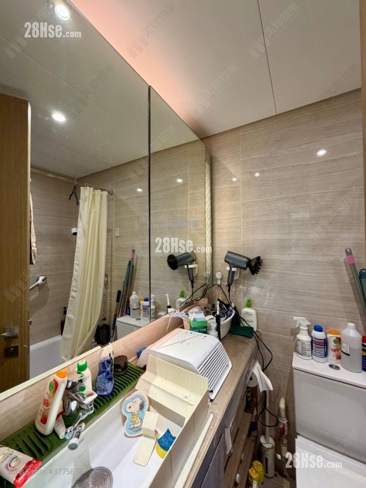 The Spectra Sell 2 Bedrooms , 1 Bathroom 491 ft²