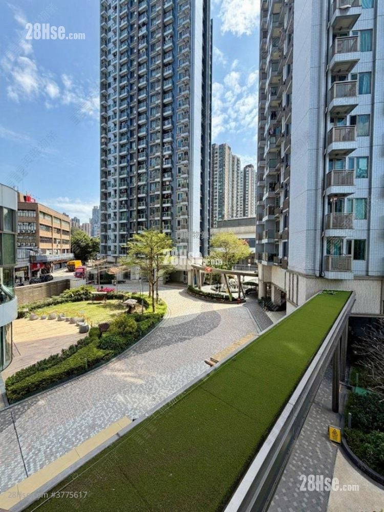 The Spectra Sell 2 Bedrooms , 1 Bathroom 491 ft²