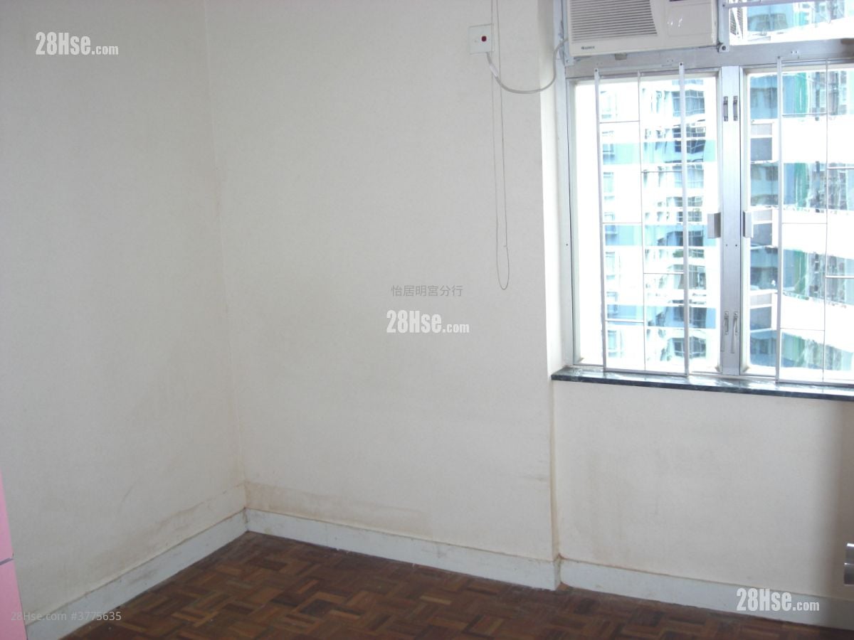 太古城 售盘 3 房 , 2 浴室 717 平方尺