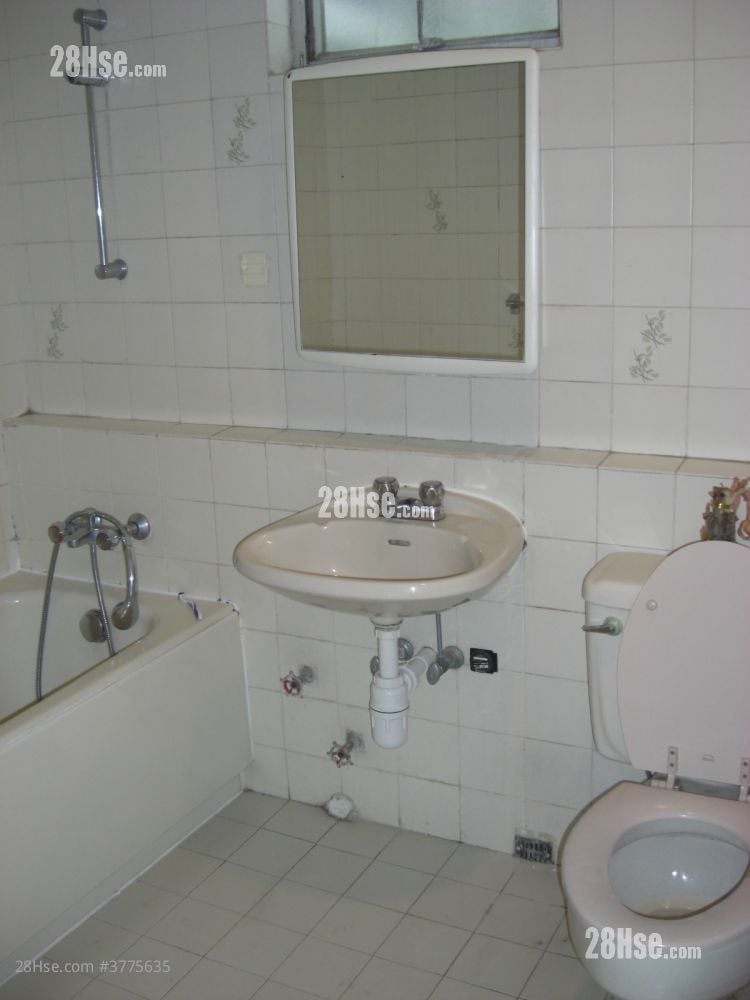 太古城 售盘 3 房 , 2 浴室 717 平方尺