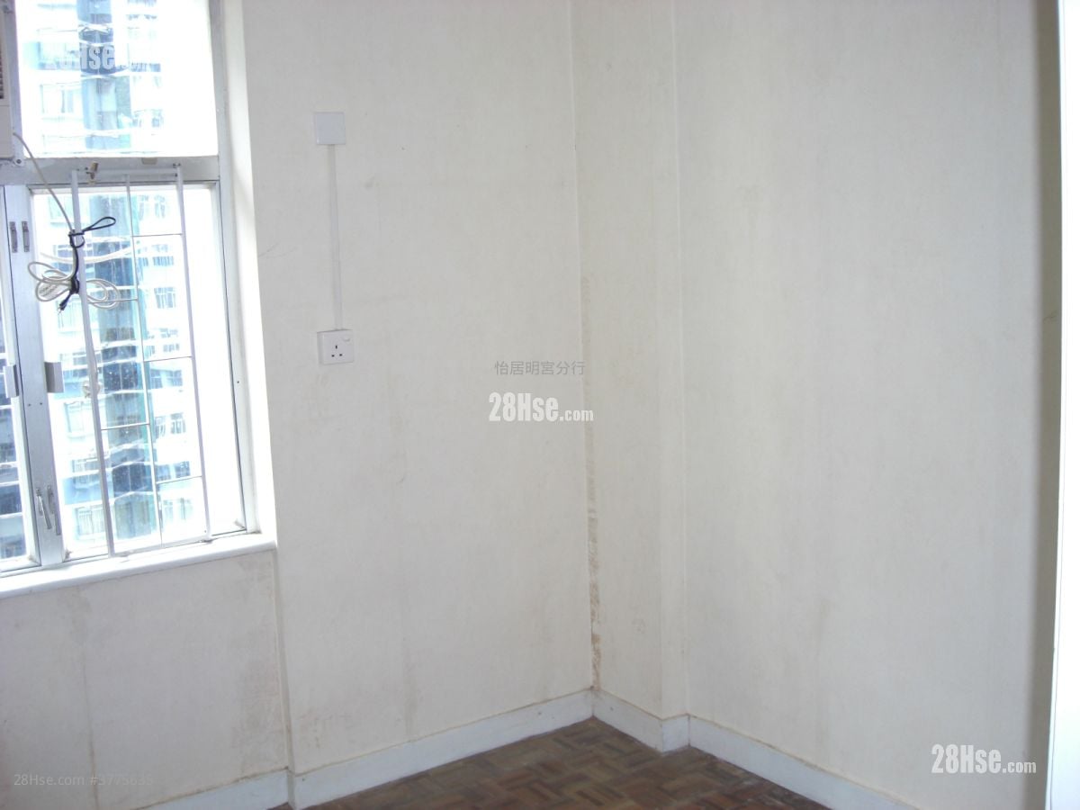 太古城 售盘 3 房 , 2 浴室 717 平方尺