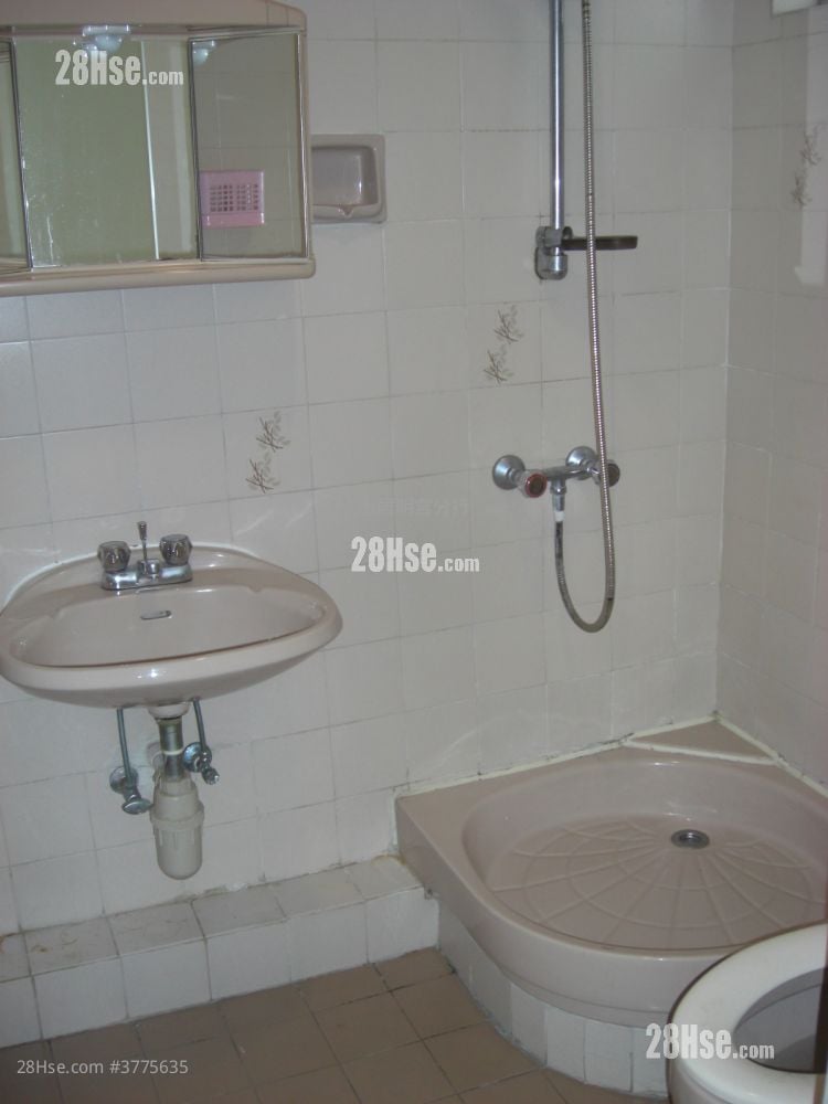 太古城 售盘 3 房 , 2 浴室 717 平方尺