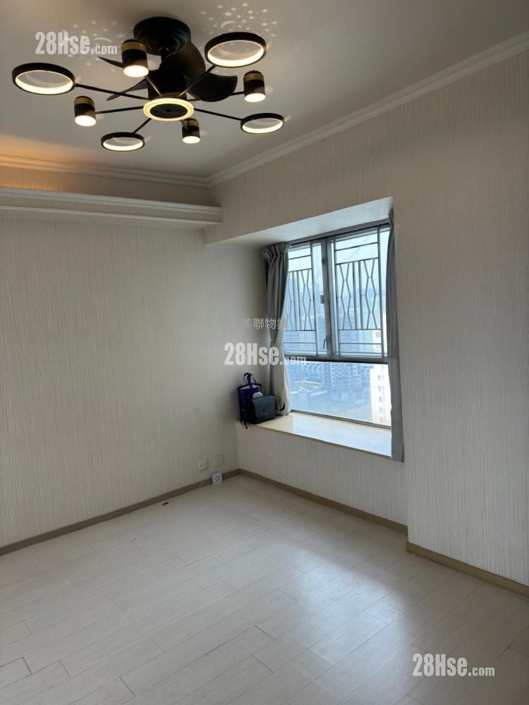 Prosper Centre Sell 3 Bedrooms 502 ft²