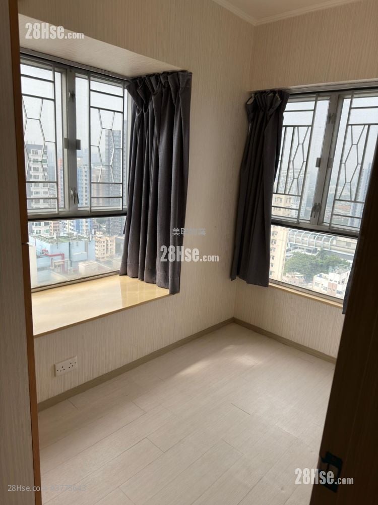 Prosper Centre Sell 3 Bedrooms 502 ft²