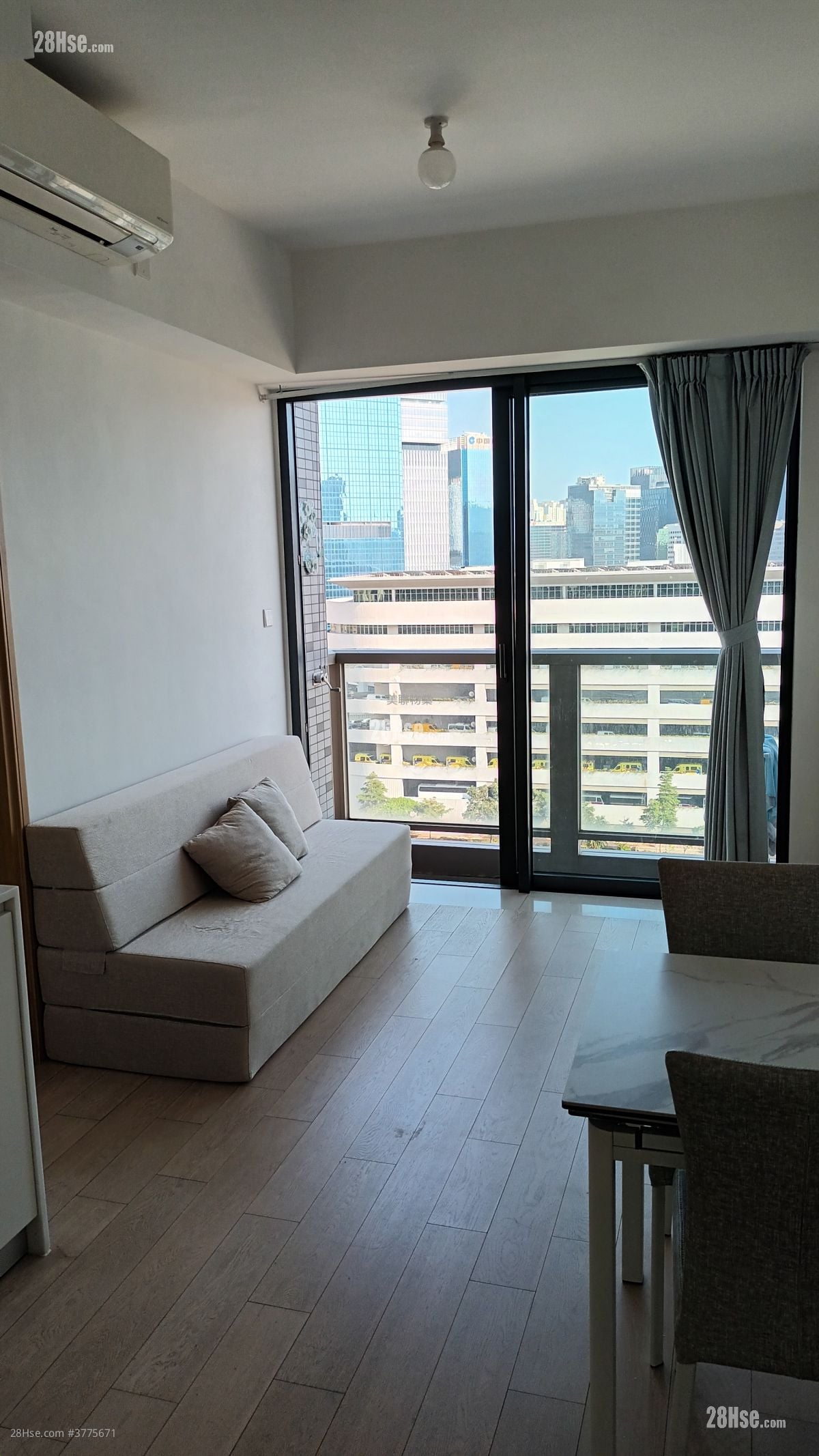 嘉汇 售盘 1 房 348 平方尺