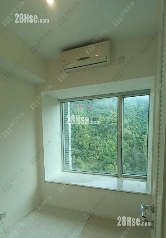 峻滢 售盘 3 房 694 平方尺