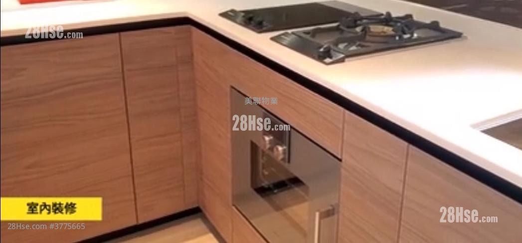 Grand Central Sell 3 Bedrooms 832 ft²