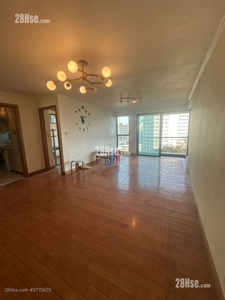 爵士花园 售盘 3 房 , 2 浴室 1,028 平方尺