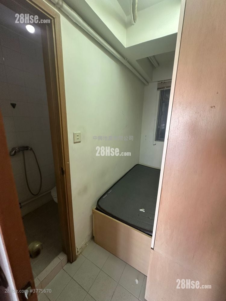 爵士花园 售盘 3 房 , 2 浴室 1,028 平方尺