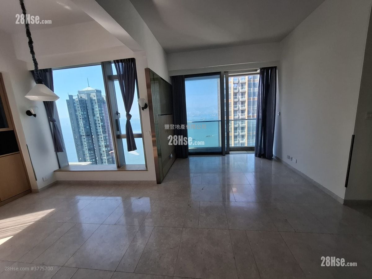 Imperial Kennedy Sell 1,259 ft²