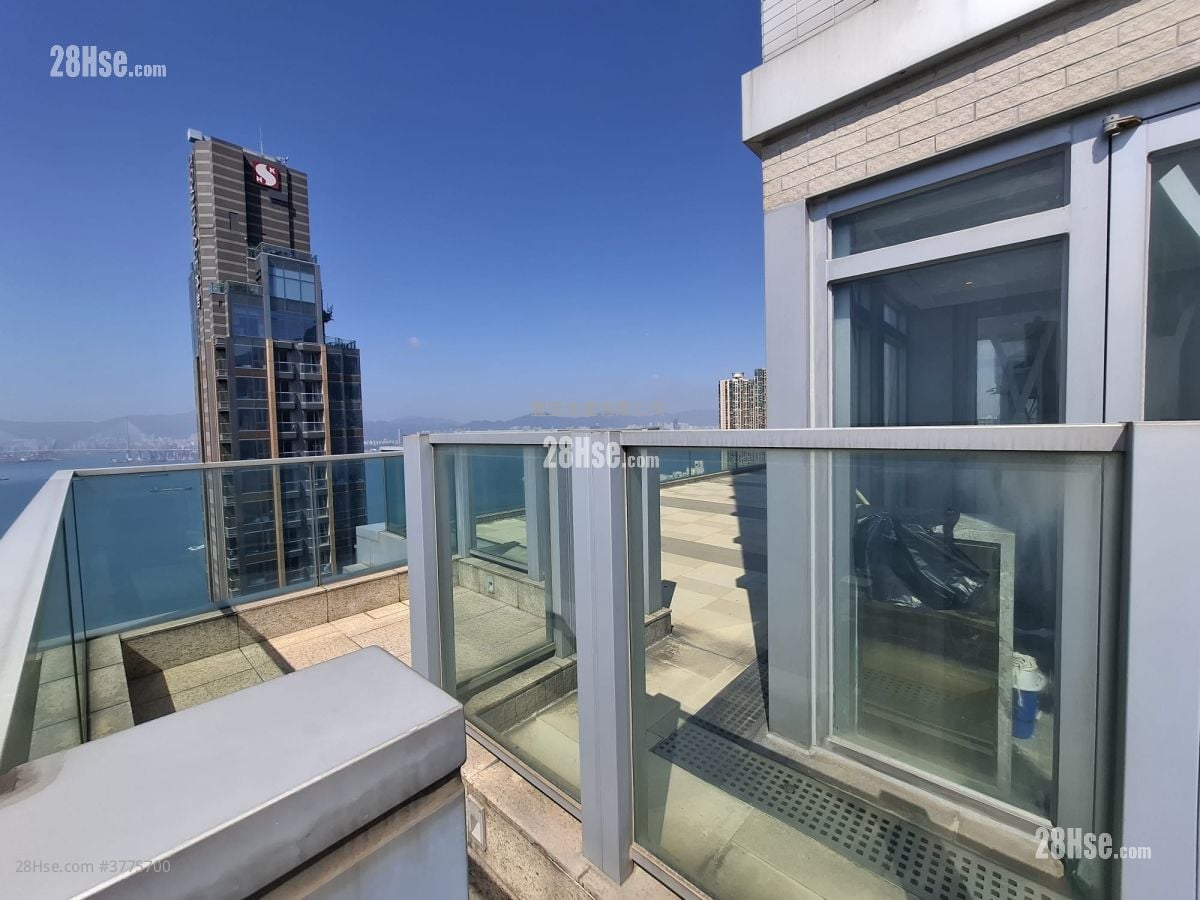 Imperial Kennedy Sell 1,259 ft²