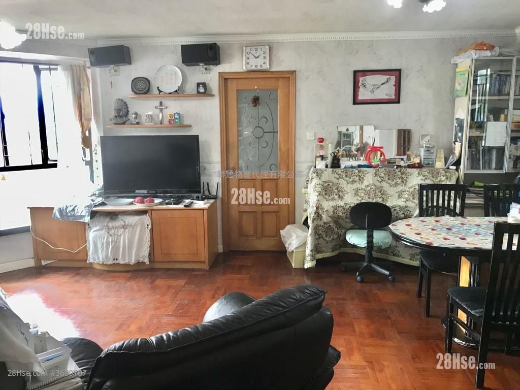 Jubilant Place Sell 4 Bedrooms , 2 Bathrooms 842 ft²